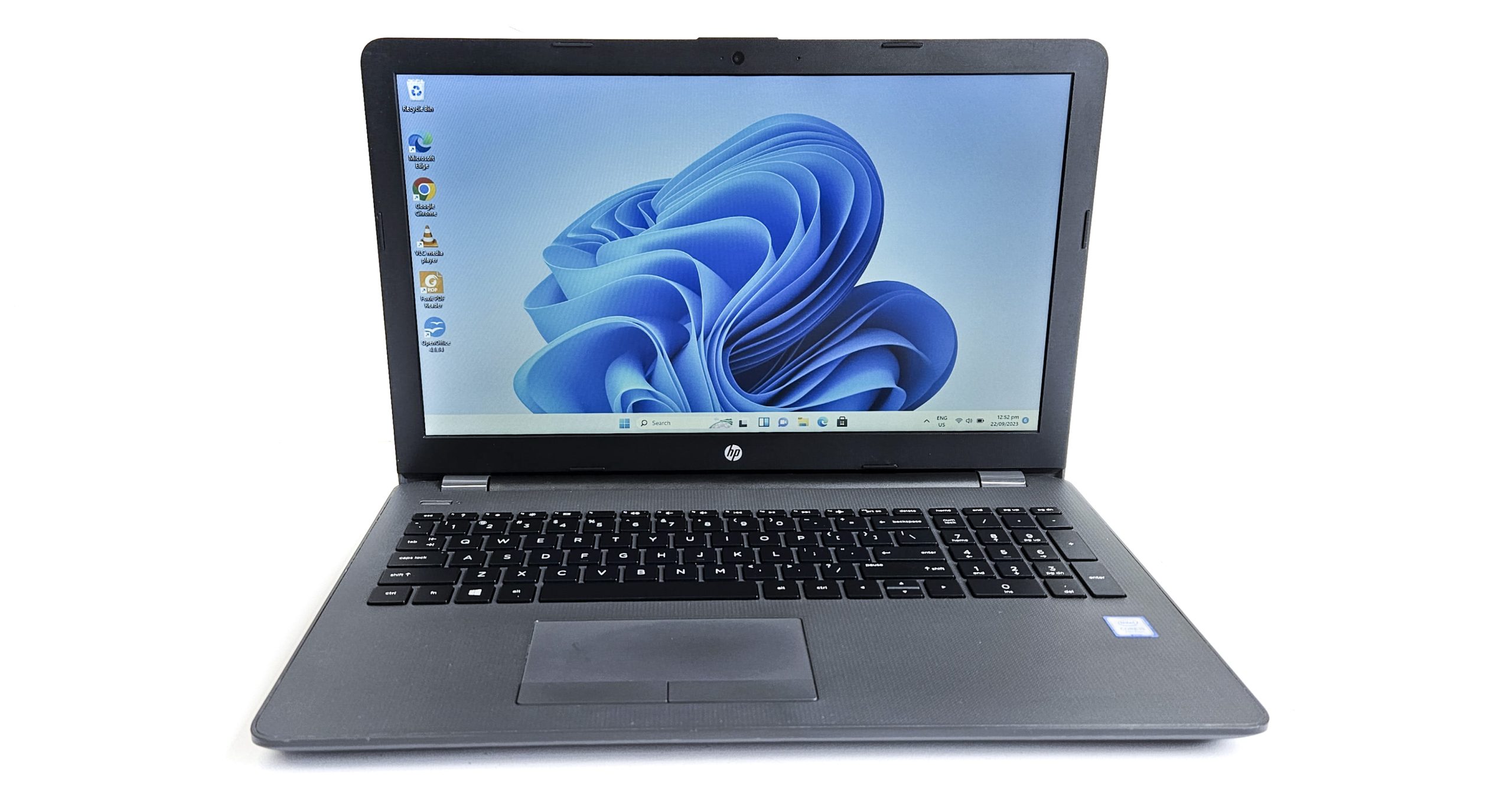 15.6 HP 250 G6 Notebook i5 7th Gen 8GB RAM 250GB SSD Thunder Store