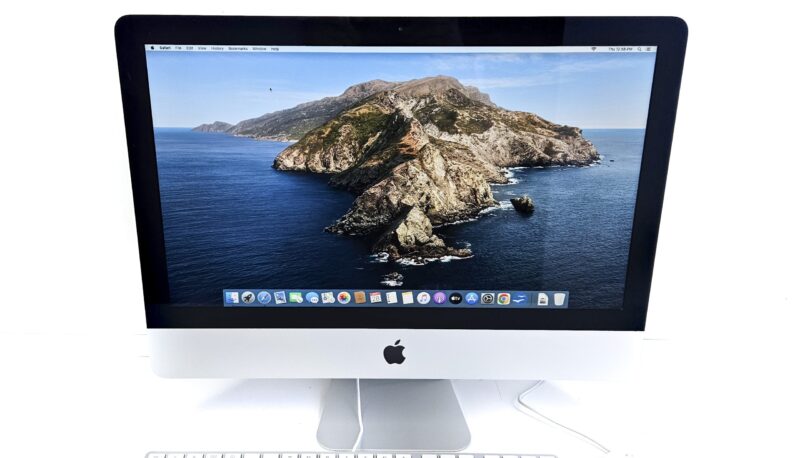 Apple iMac 21.5-inch Late 2013 with Apple accessories - Thunder Store