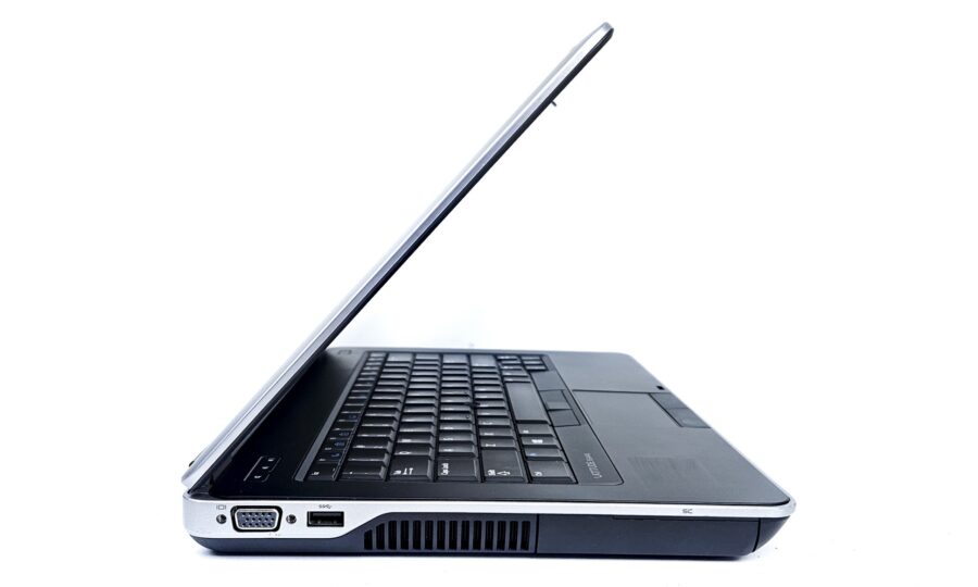 14" Dell Latitude E6440 laptop - i5 4th Gen, 8GB RAM, 240GB SSD - Image 6