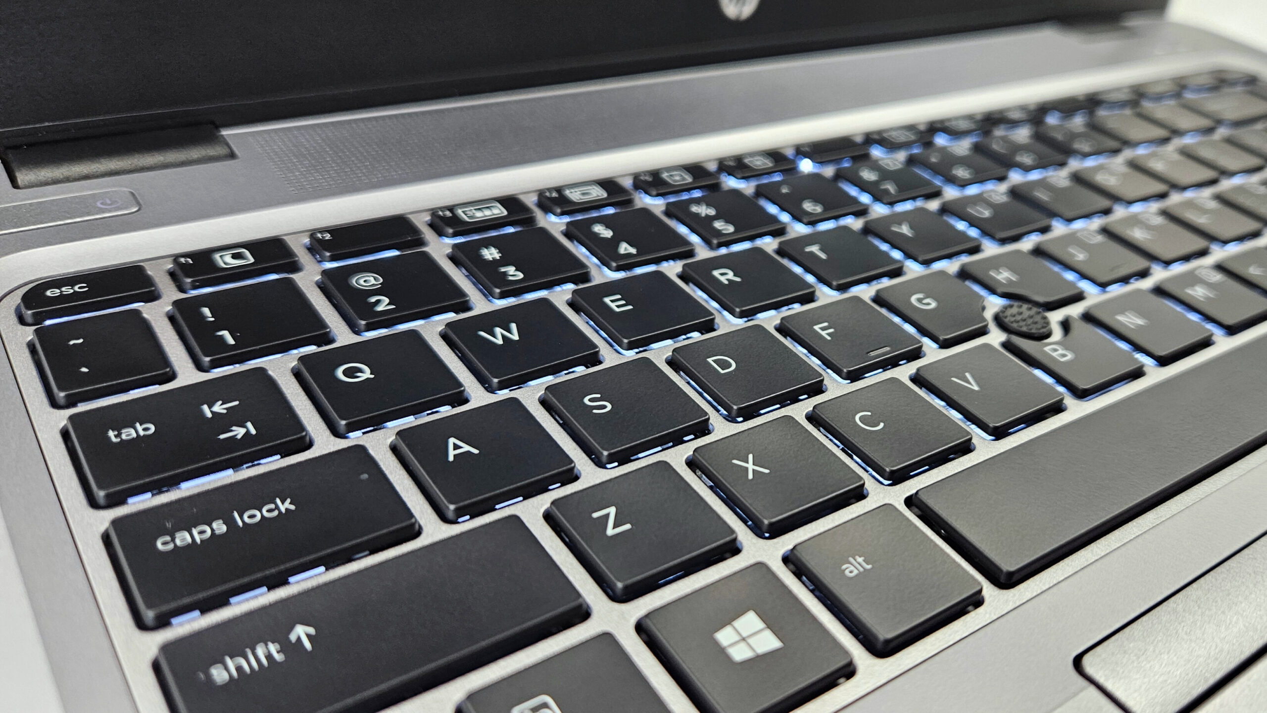 8edf6740-24b9-4f5f-9324-2d7777c1c7a0